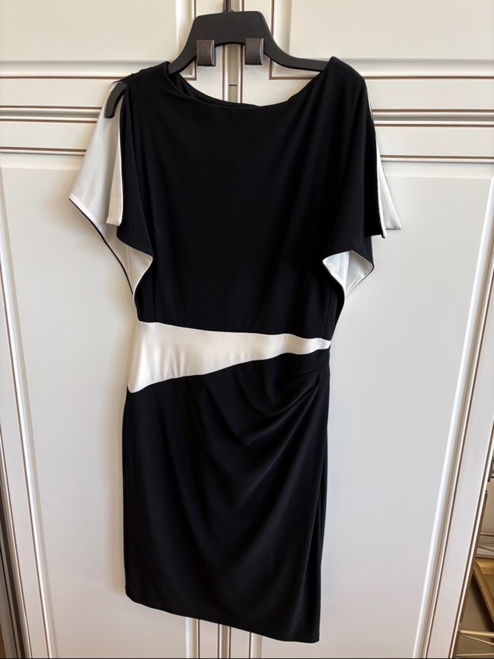 Ralph Lauren Black and White Knee Length Colorblock Dress Sz 4